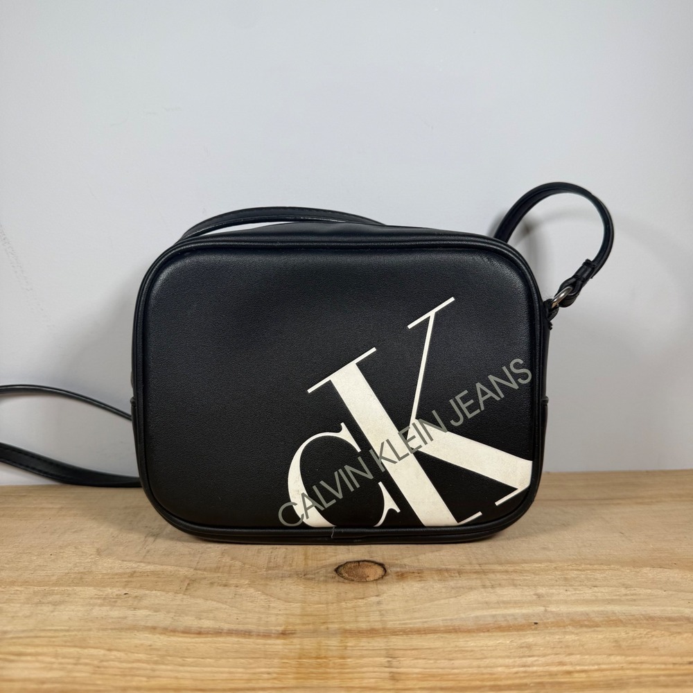 Calvin Klein Jeans Crossbody Bag Womens Small Black Logo Print Camera Purse